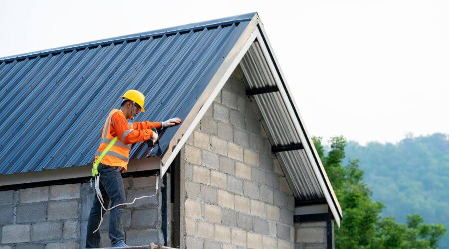 Expert Emergency Roof Repairs services in Jericho, NY